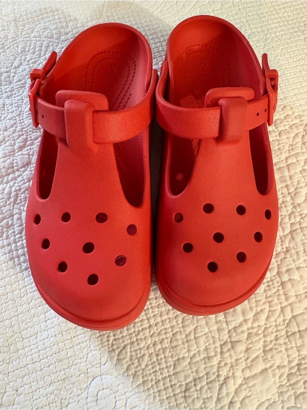 Women’s Mary Jane crocs size 8